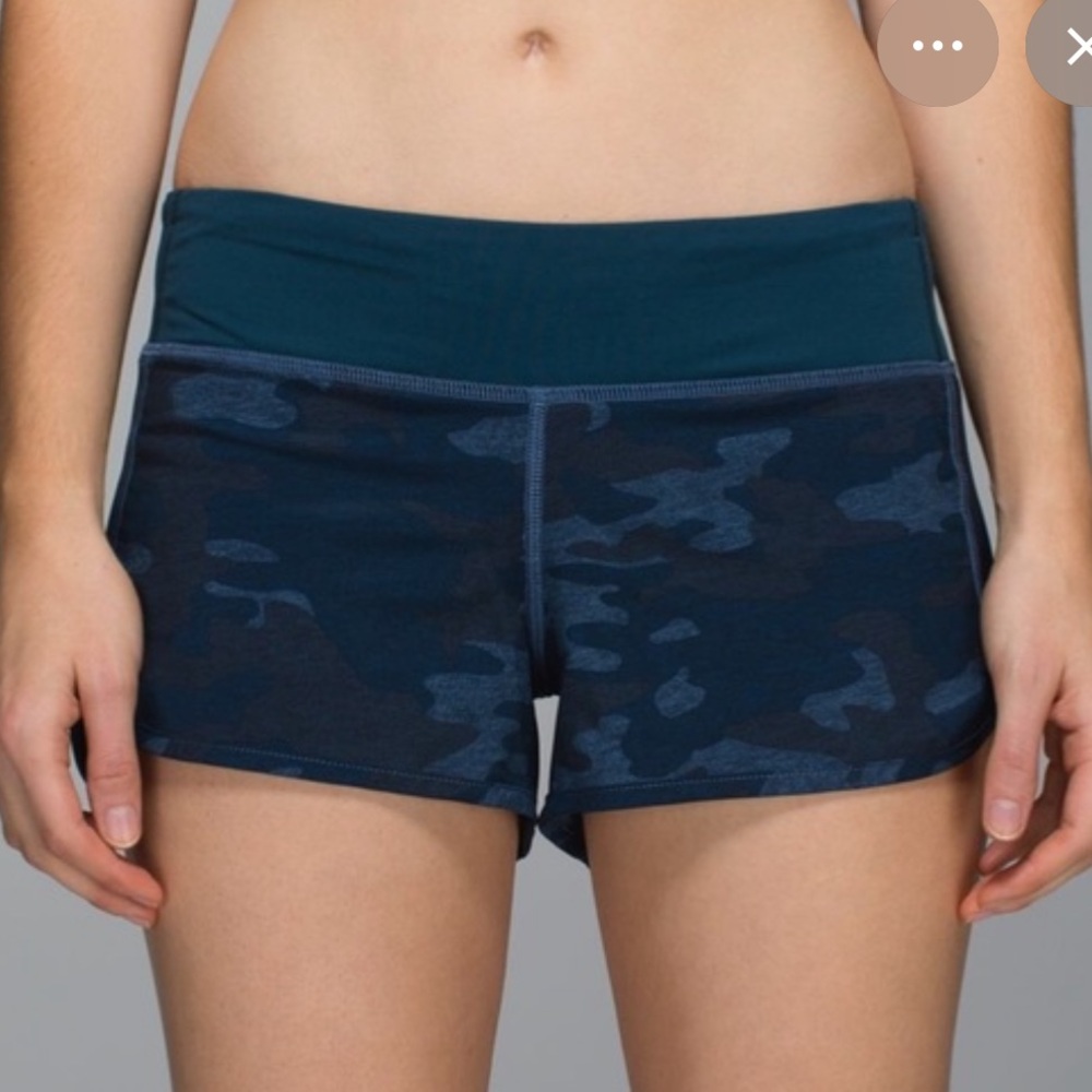 lululemon athletica Women's Camo Speed Up Shorts - Dark Blue
